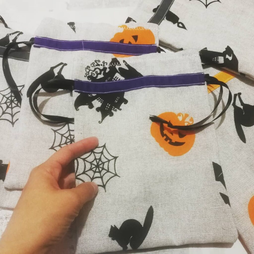 Sacchettini di Halloween porta caramelle