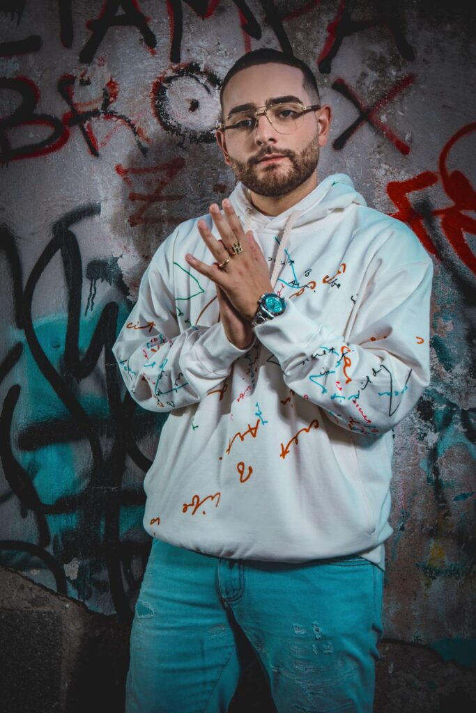 Esce oggi il nuovo album di Rocco Hunt