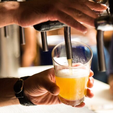Birra Corallina, prodotta con luppolo di Cervo