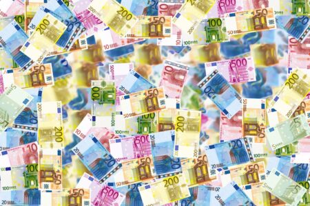 Pazzi per i saldi