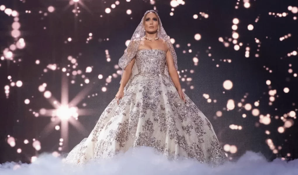 Torna Jennifer Lopez con la colonna sonora dell'omonima commedia MARRY ME