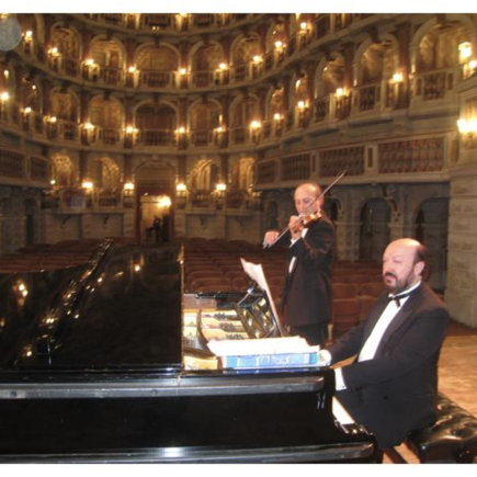 Concerto del Duo di Perugia, violino e pianoforte. Il 6 gennaio alle ore 16 a Santa Margherita Ligure presso Villa Durazzo.