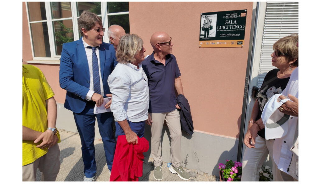 Inaugurata la Sala Luigi Tenco a Genova Quarto