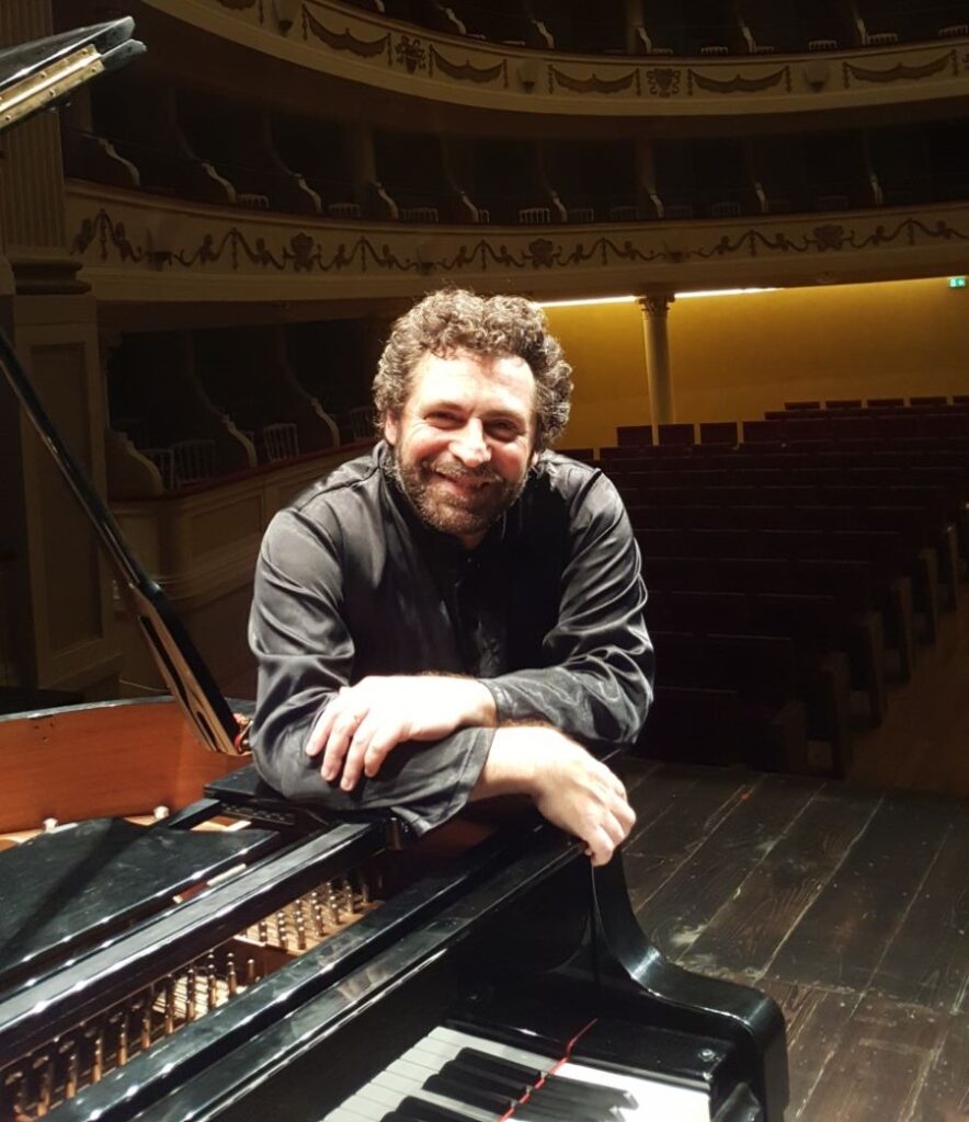 Roberto Mingarini-Pianista